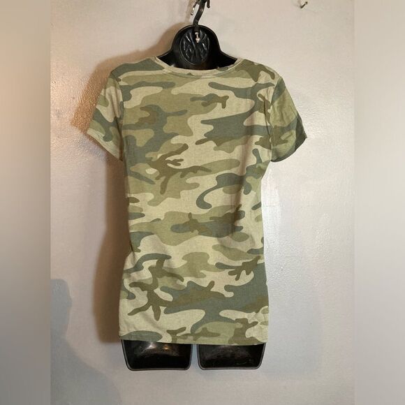 Gap Favorite T green camo tshirt - Picture 6 of 6